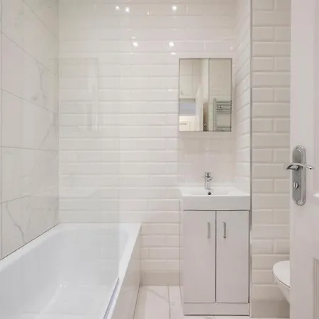 Charming 1 Bedroom Flat With Private Patio - West London, Kensington, Earl'S Court, Chelsea Exterior photo
