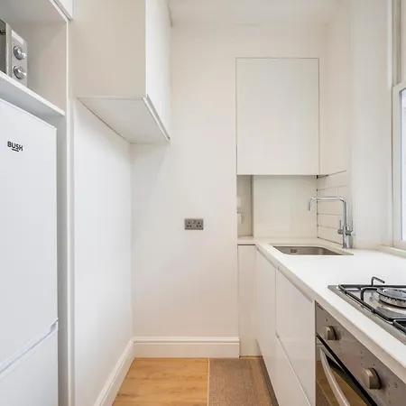 Charming 1 Bedroom Flat With Private Patio - West London, Kensington, Earl'S Court, Chelsea Exterior photo