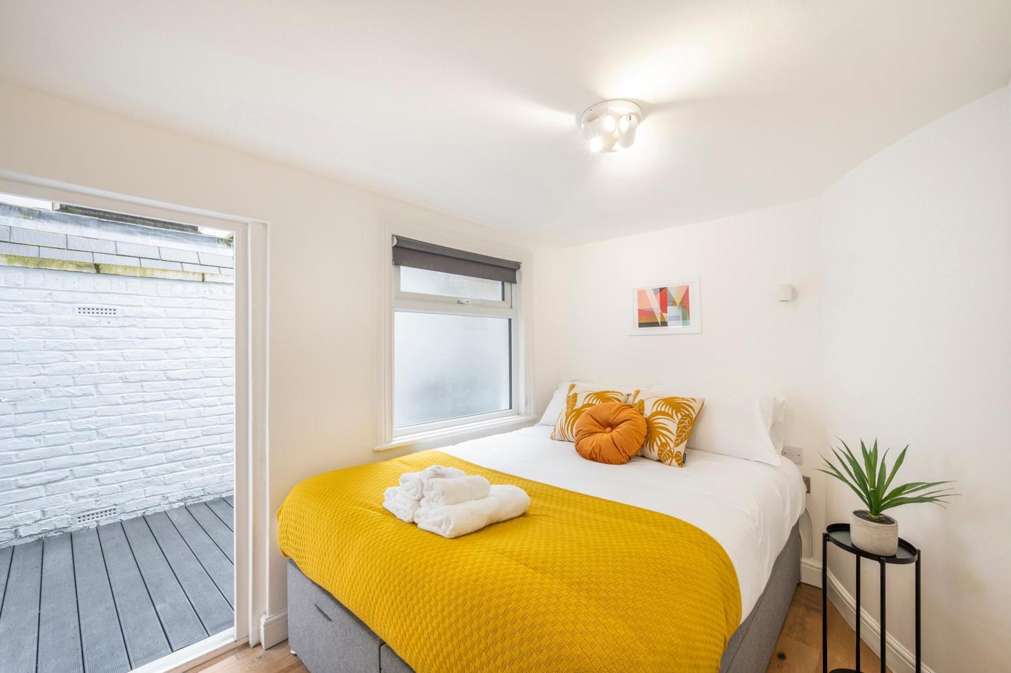 Apartment Charming 1 Bedroom Flat With Private Patio - West London, Kensington, Earl's Court, Chelsea *